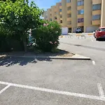 La Fregate Entre Et Centre *