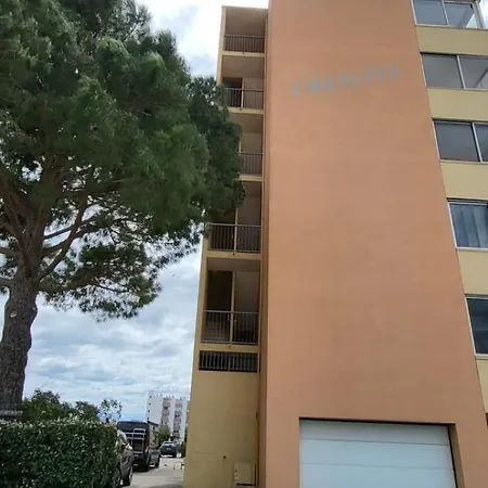 Apartment La Fregate Entre Et Centre *